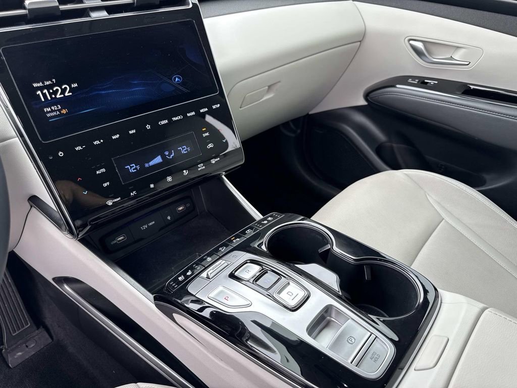 Used 2023 Hyundai Tucson Limited image 25