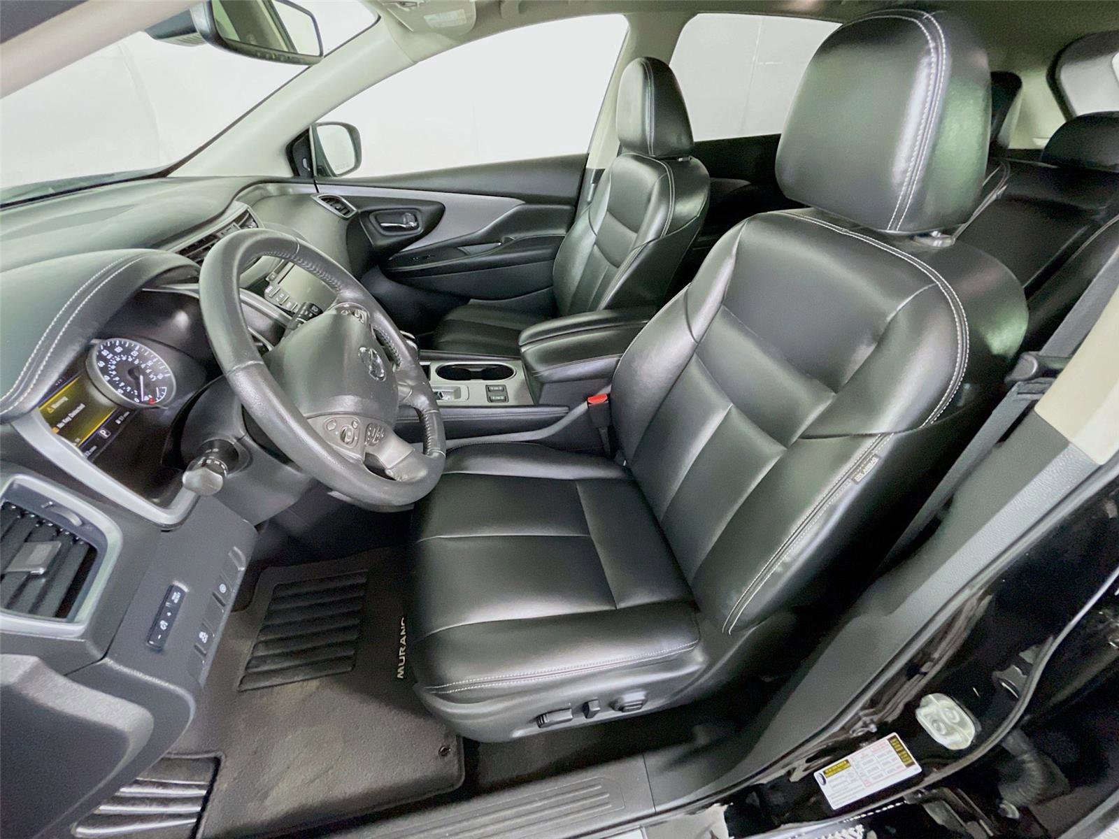 Used 2020 Nissan Murano SV w/ Premium Package image 23