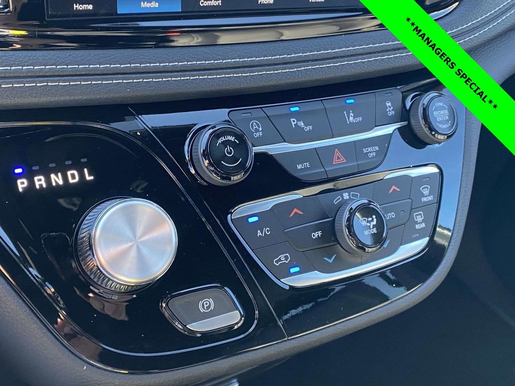 New 2026 Chrysler Pacifica Select image 43