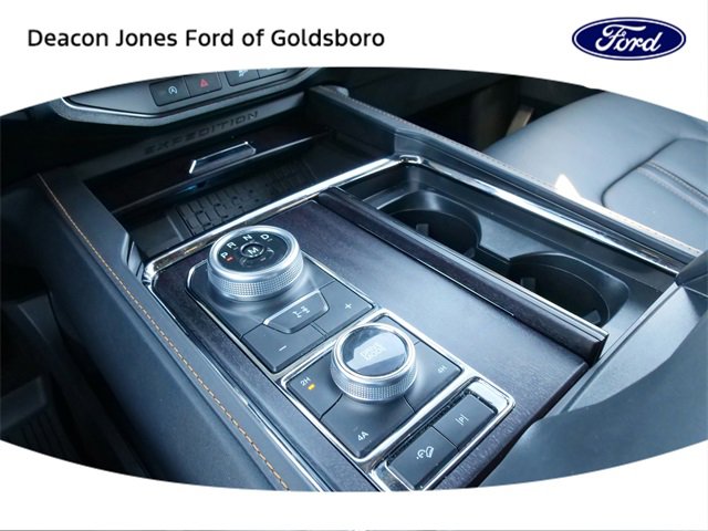 Certified 2023 Ford Expedition Platinum image 27