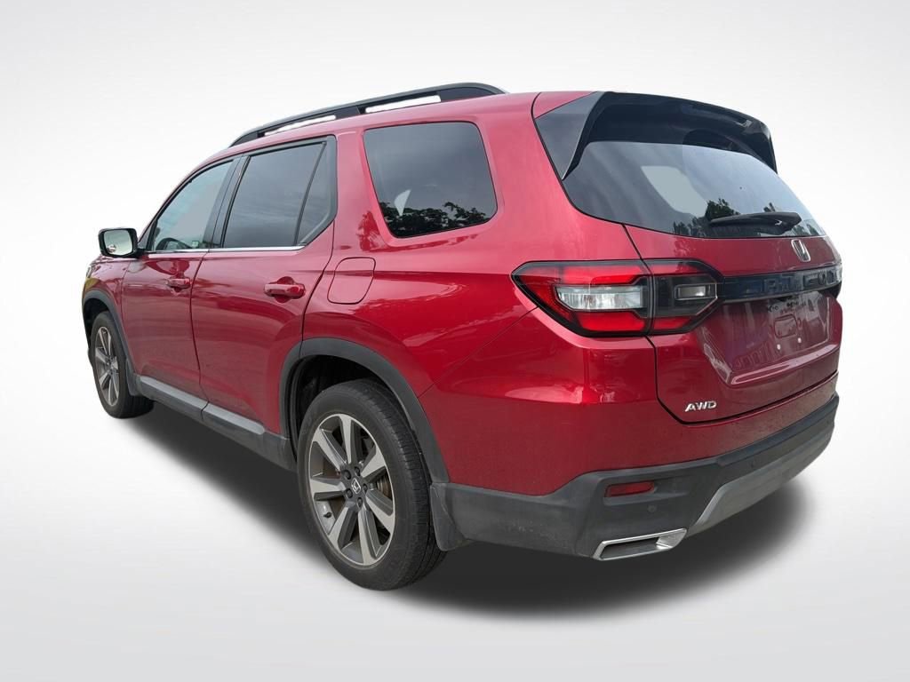 Used 2024 Honda Pilot Elite image 6