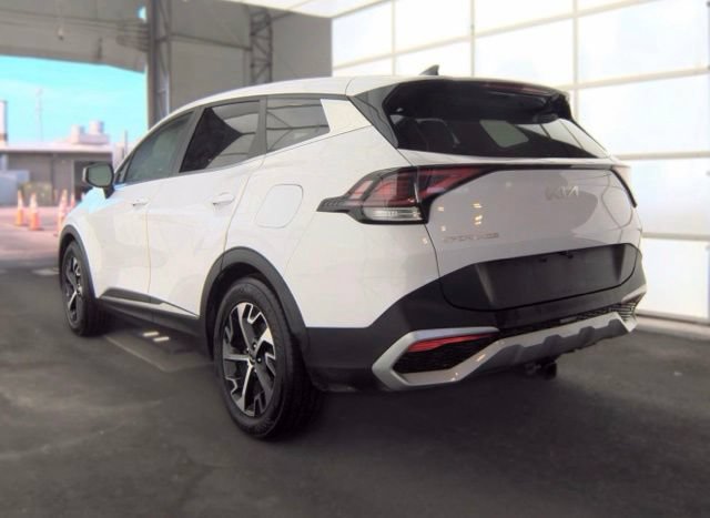 Certified 2025 Kia Sportage EX FWD image 6