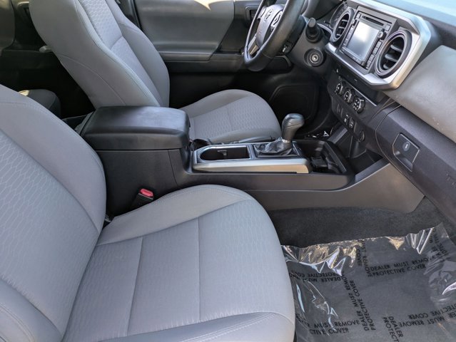 Used 2019 Toyota Tacoma SR5 RWD image 18