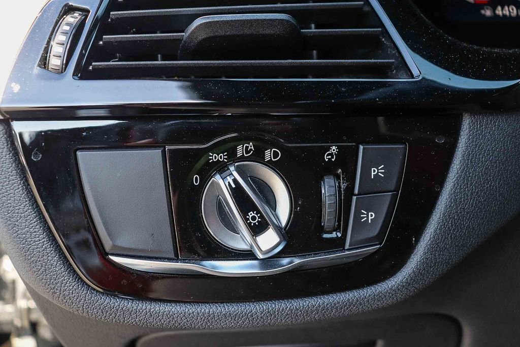 Certified 2023 BMW 530i w/ Convenience Package image 27