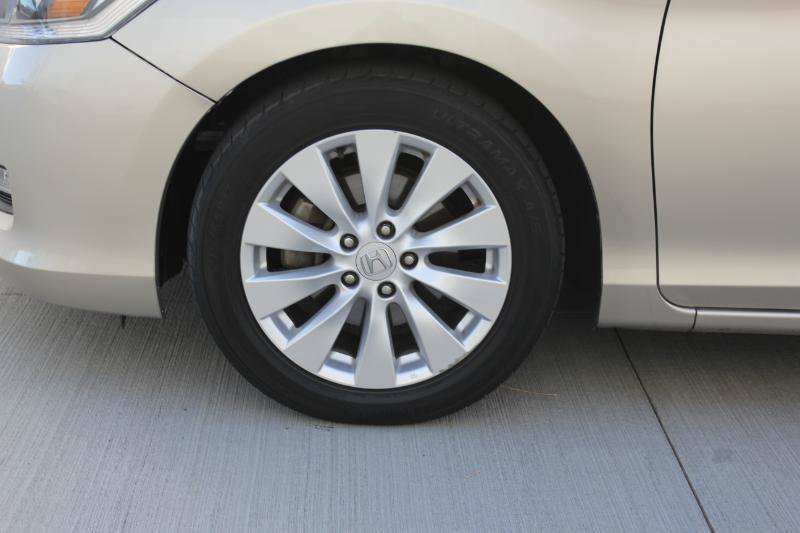 Used 2015 Honda Accord EX-L image 41