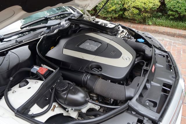 Used 2010 Mercedes-Benz C 300 Sedan image 26