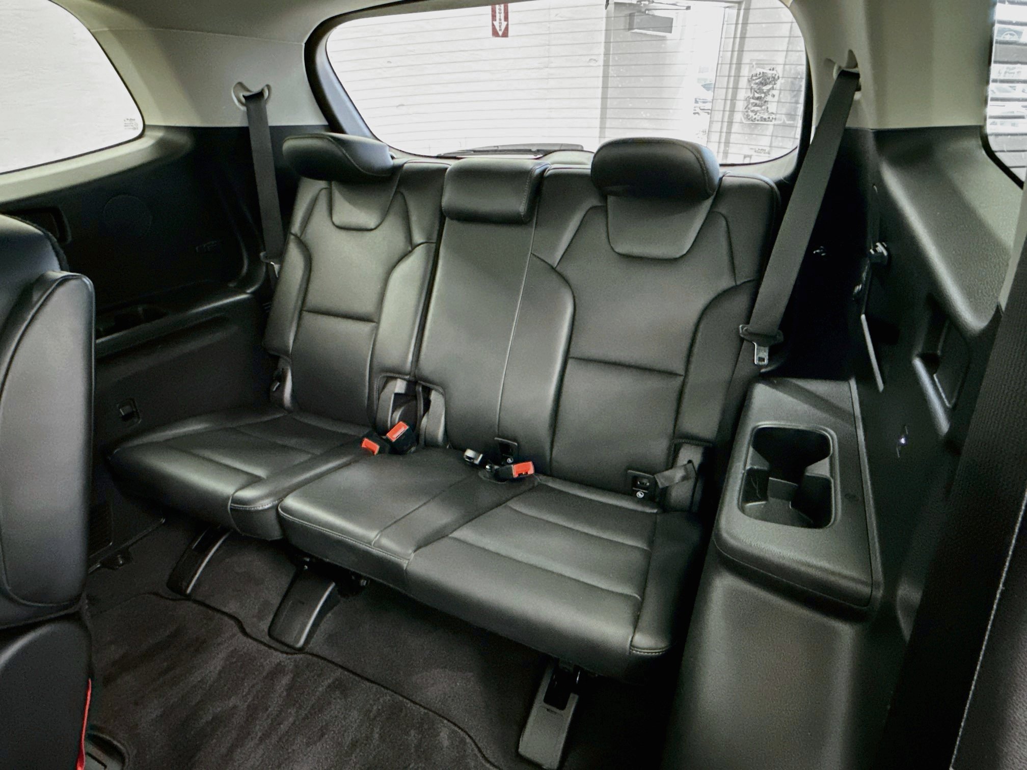 Used 2025 Kia Telluride S FWD image 28