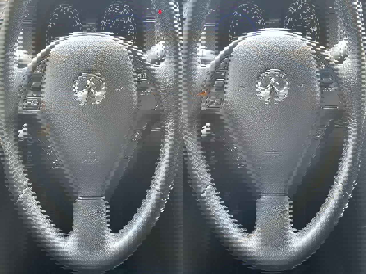 Used 2013 INFINITI G37 x w/ Premium Pkg AWD/4WD image 10