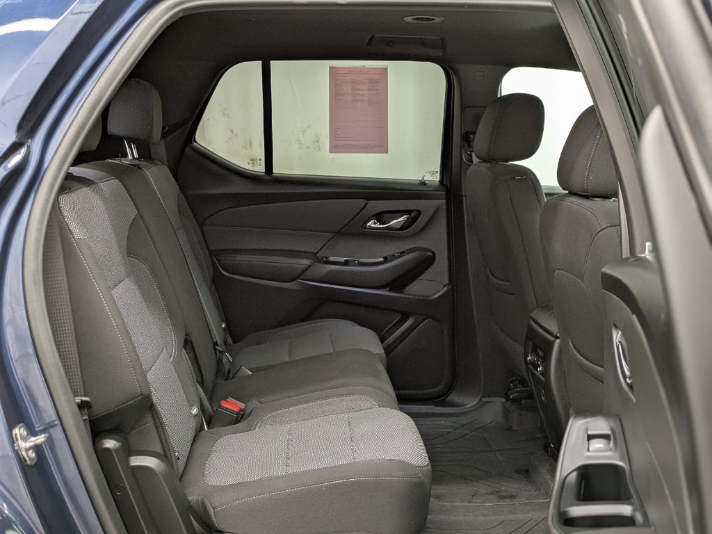Used 2023 Chevrolet Traverse LT w/ LPO, Floor Liner Package AWD/4WD image 30