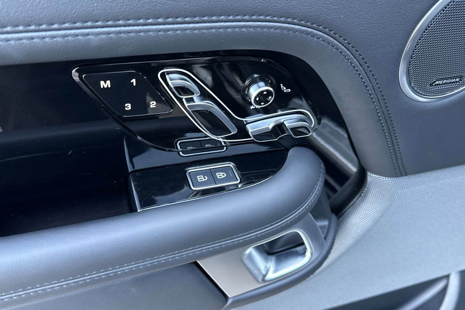 Certified 2022 Land Rover Range Rover Westminster Edition image 10