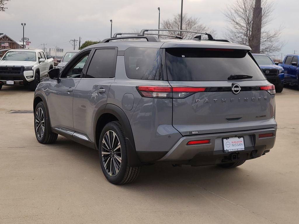 New 2026 Nissan Pathfinder Platinum FWD image 2