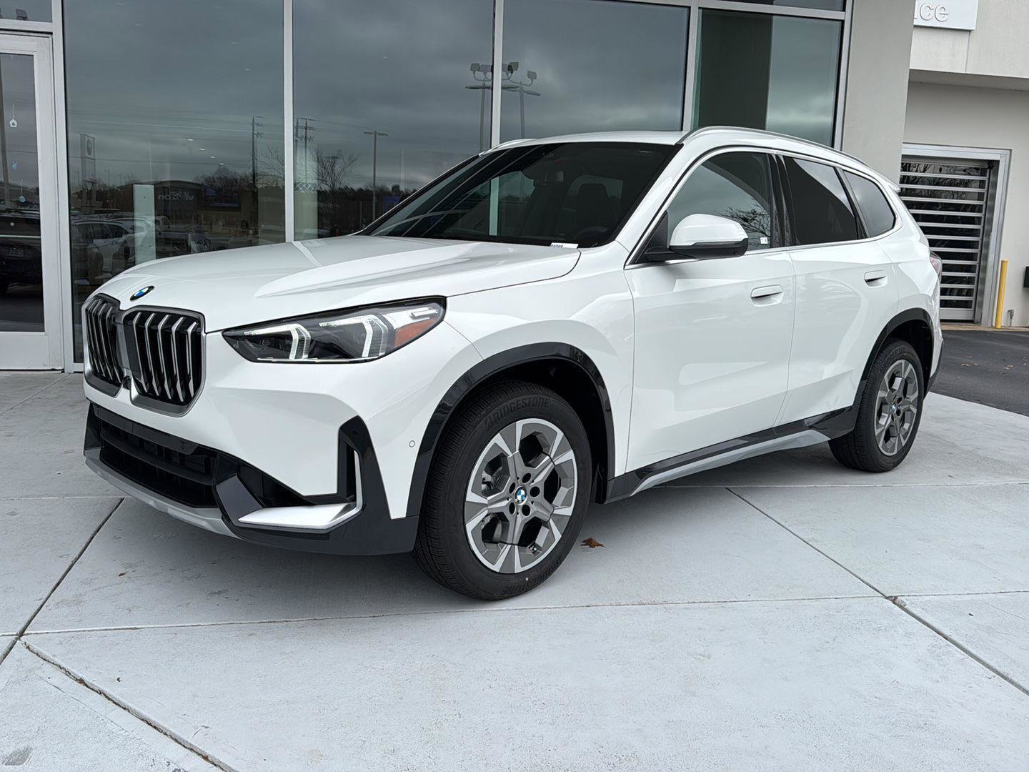 New 2026 BMW X1 xDrive28i w/ Technology Package image 2
