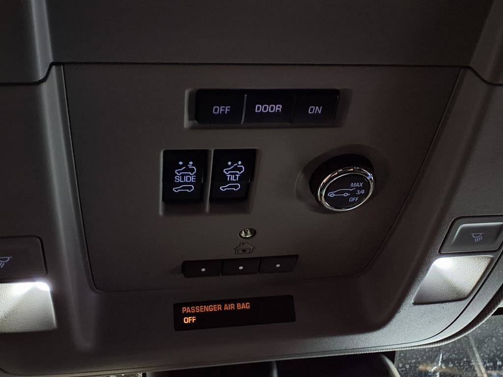 Used 2018 GMC Yukon Denali w/ Open Road Package image 26