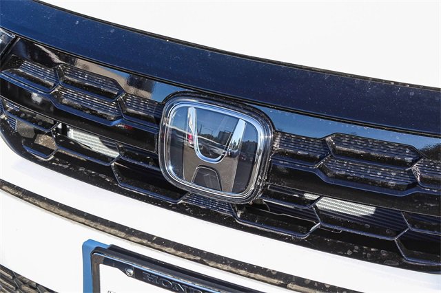 New 2026 Honda Odyssey Touring image 13