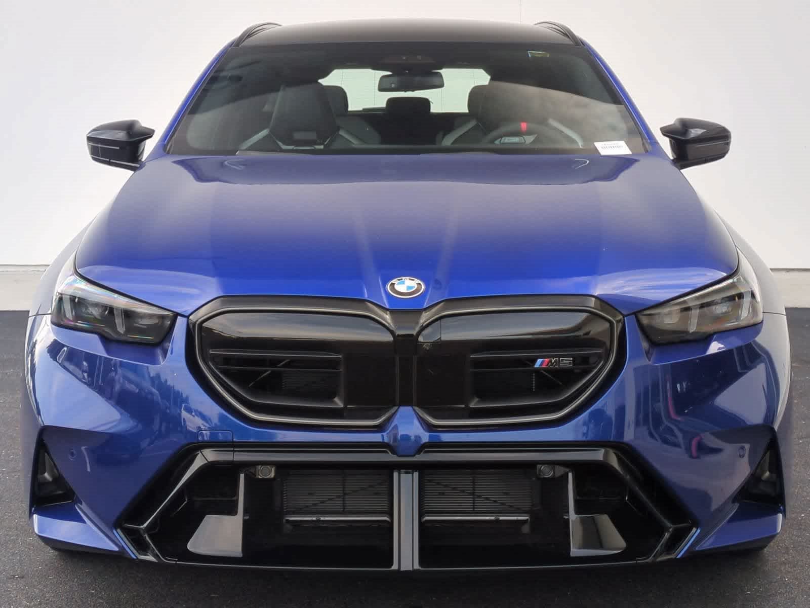 New 2027 BMW M5 Touring AWD/4WD image 3