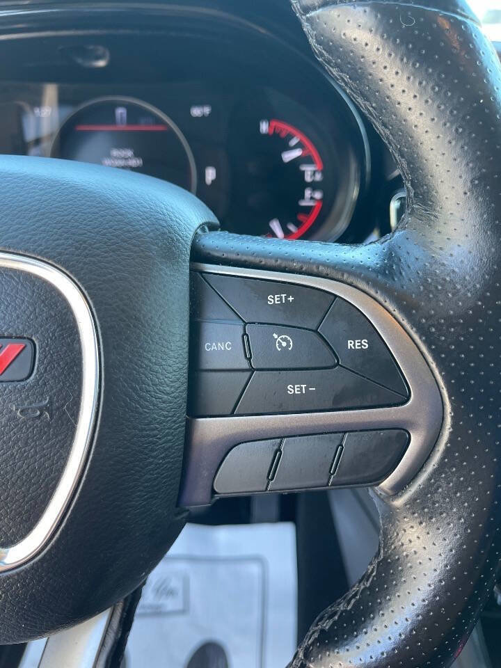 Used 2021 Dodge Durango SXT image 16