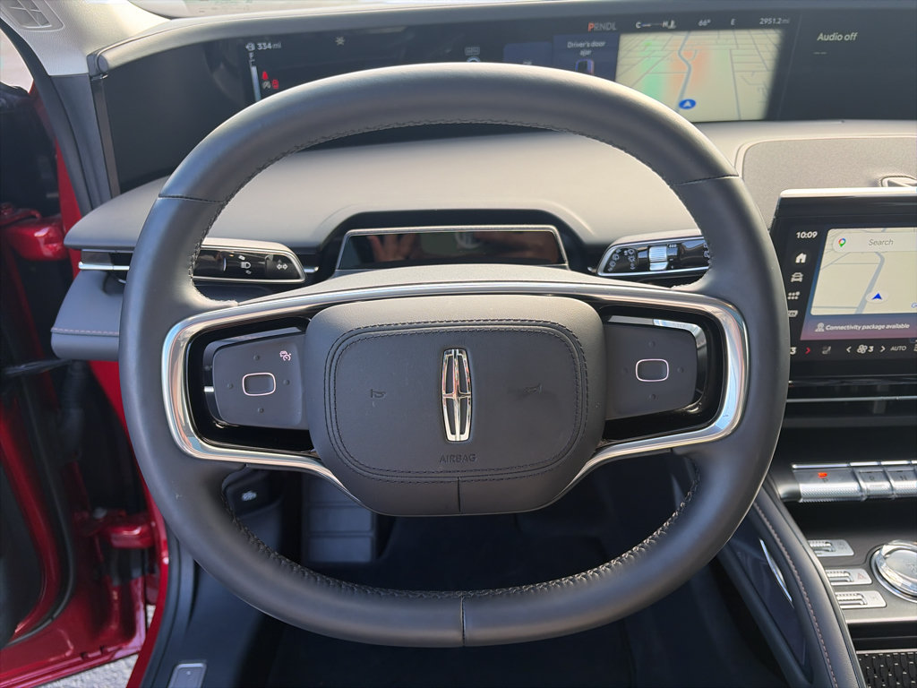 Used 2026 Lincoln Nautilus Reserve AWD/4WD image 26
