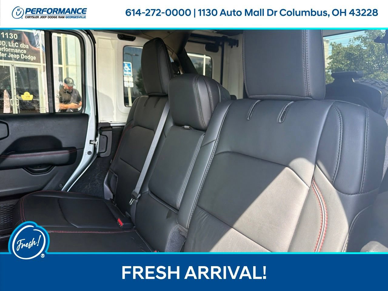 Used 2024 Jeep Wrangler Unlimited Rubicon AWD/4WD image 20