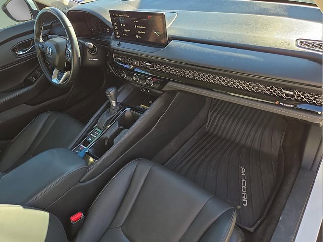 Used 2025 Honda Accord Touring image 11