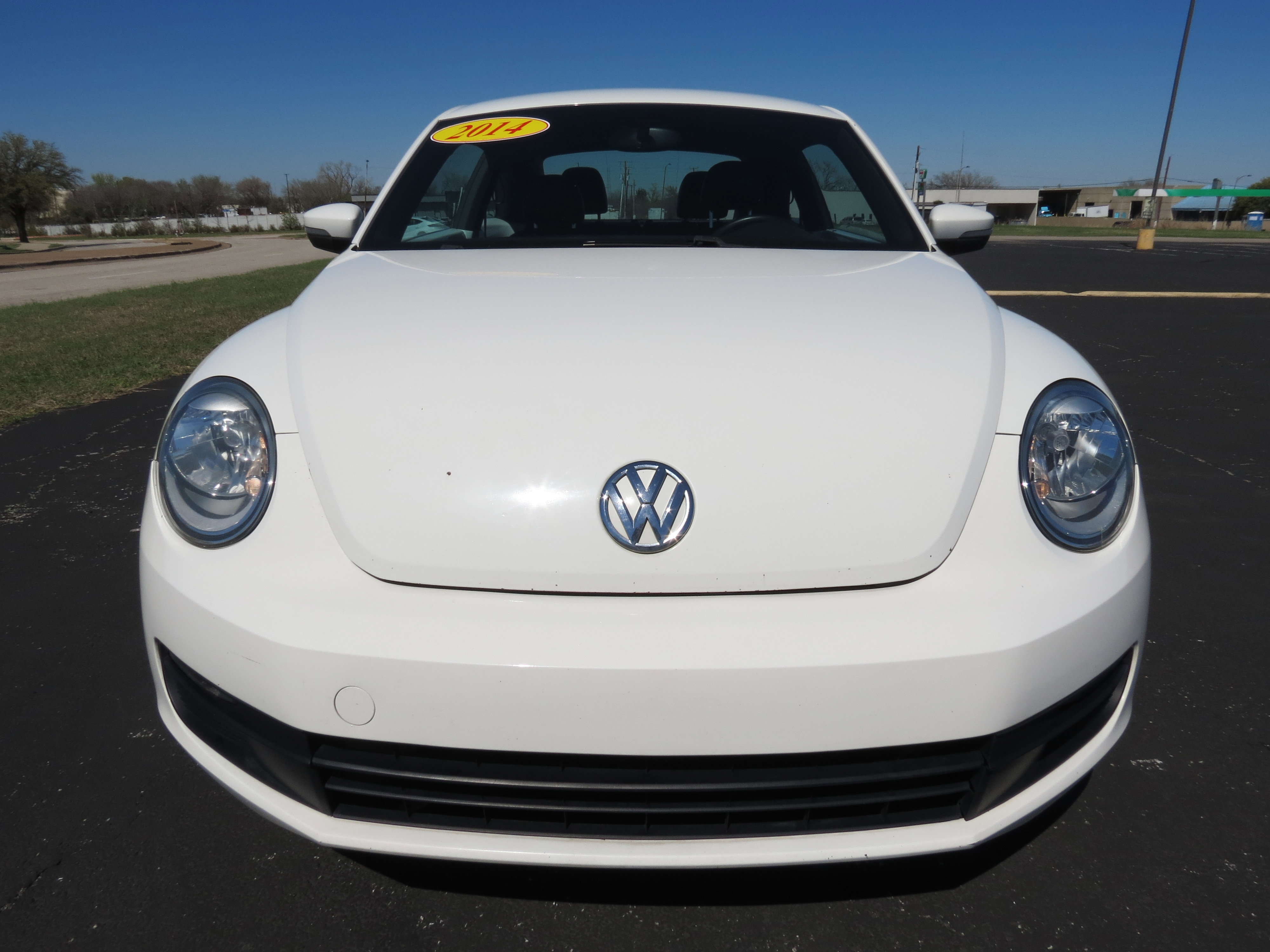 Used 2014 Volkswagen Beetle 2.5 image 7