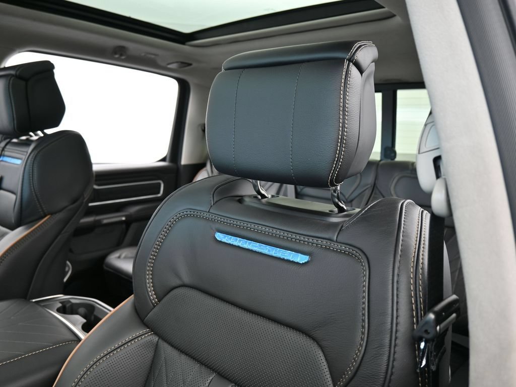 New 2026 RAM 1500 Tungsten AWD/4WD image 17