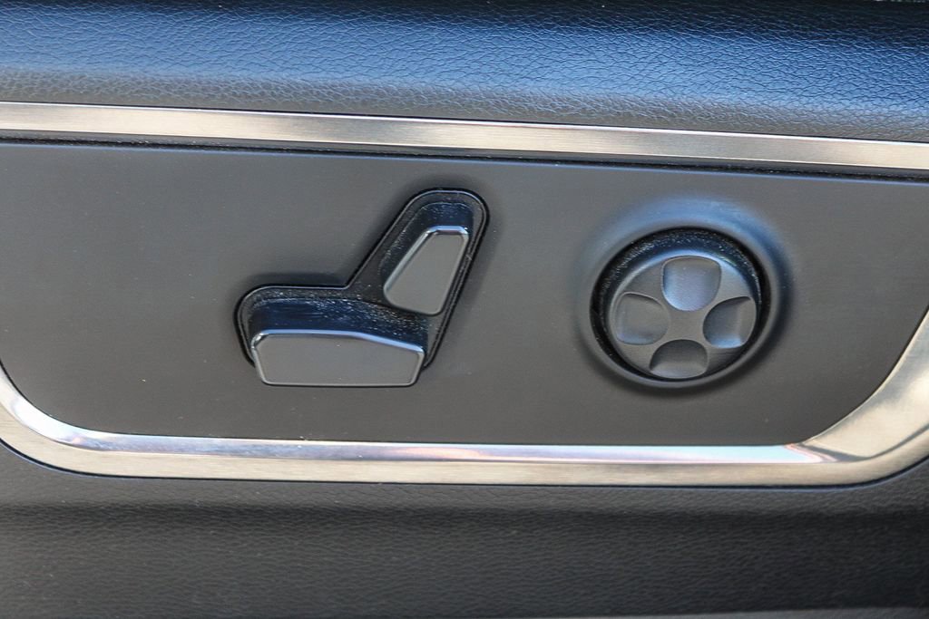 Used 2020 RAM 1500 Limited image 27