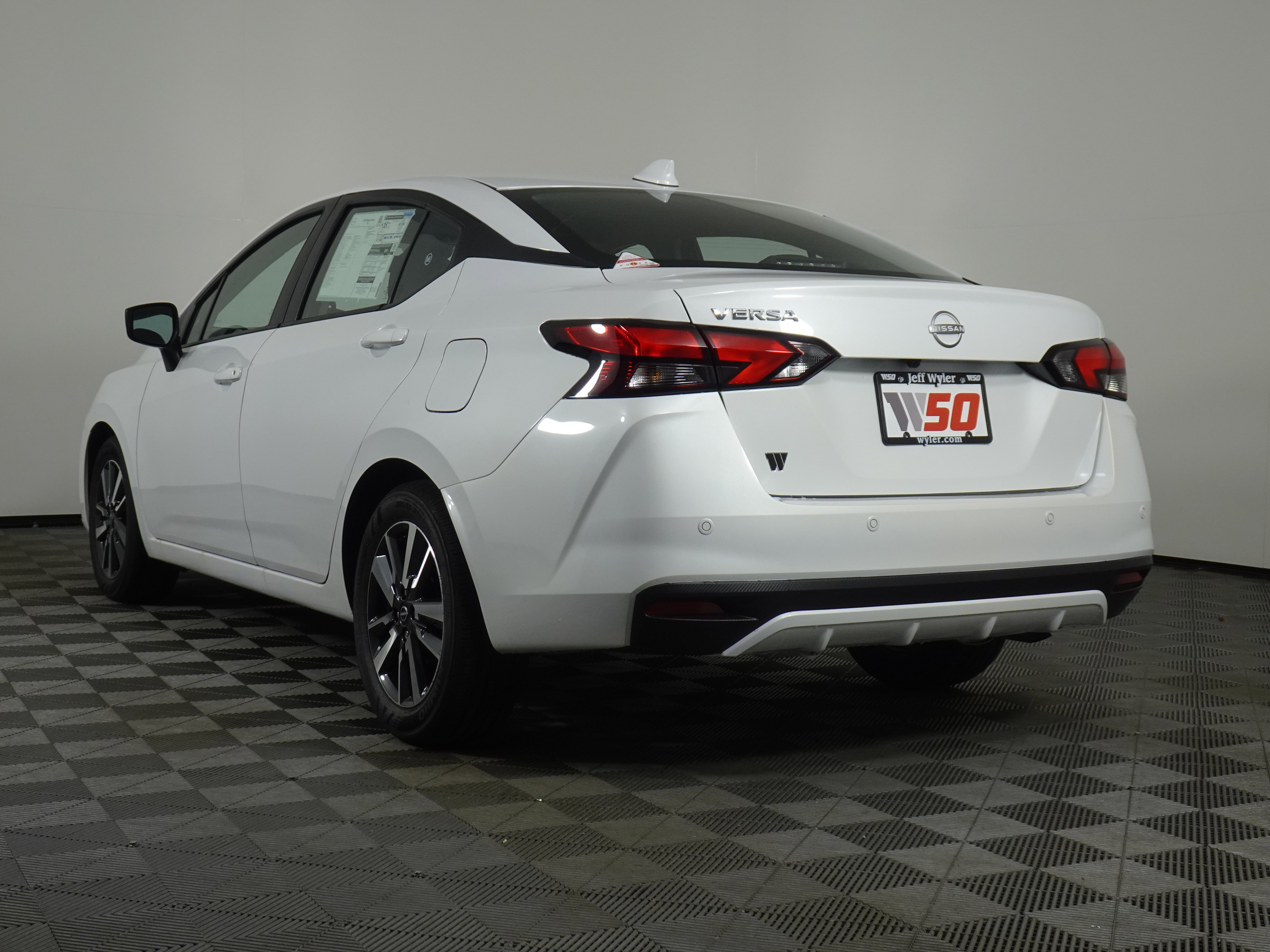 New 2025 Nissan Versa SV w/ Trunk Package image 16