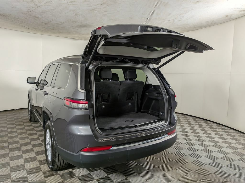 Used 2021 Jeep Grand Cherokee L Laredo w/ Luxury Tech Group I image 9