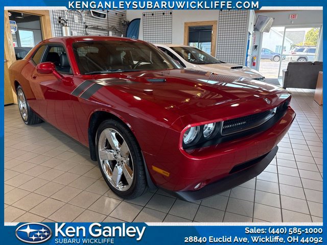 Used 2009 Dodge Challenger R/T RWD image 1