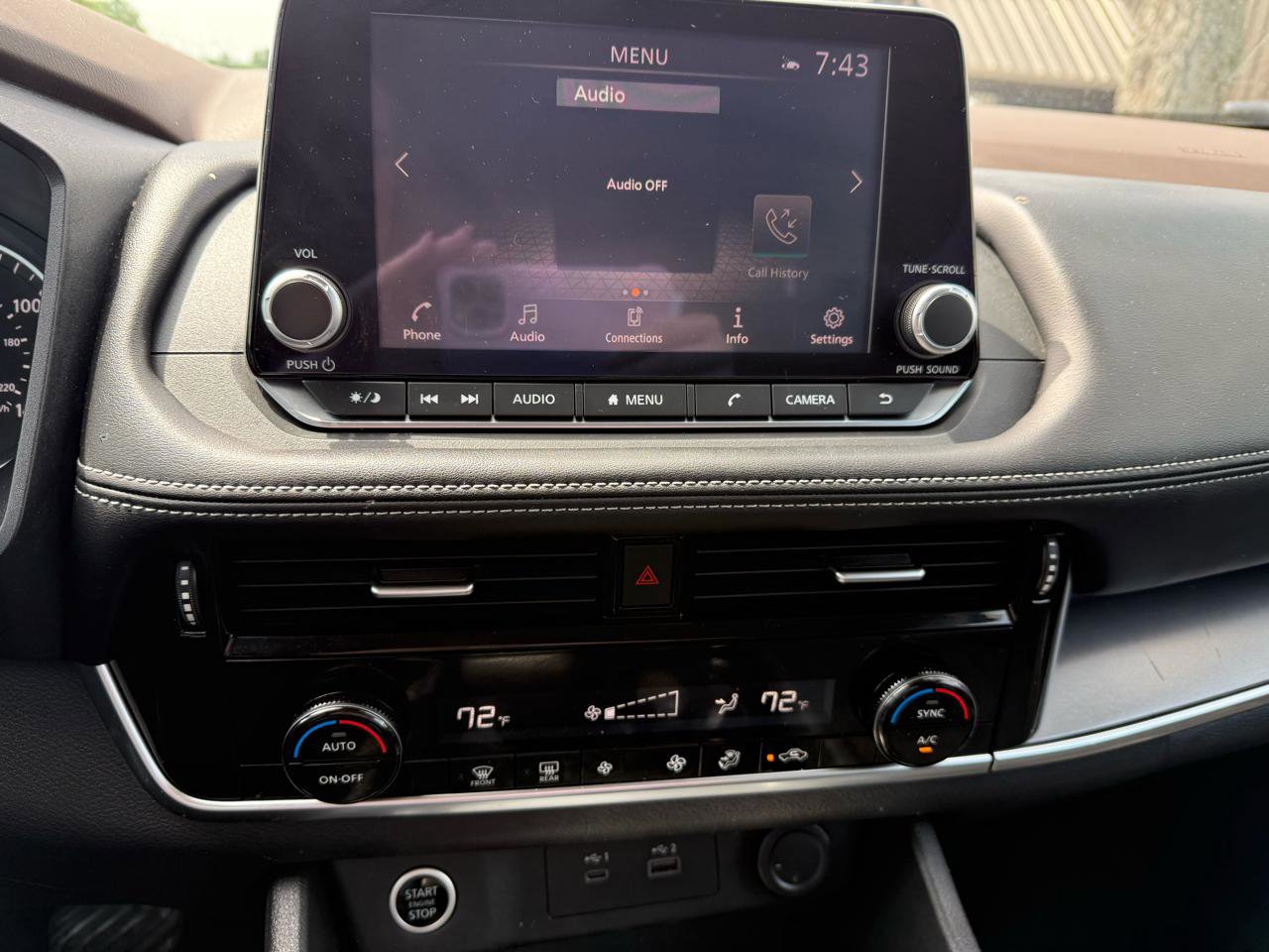 Used 2022 Nissan Rogue SV FWD image 14