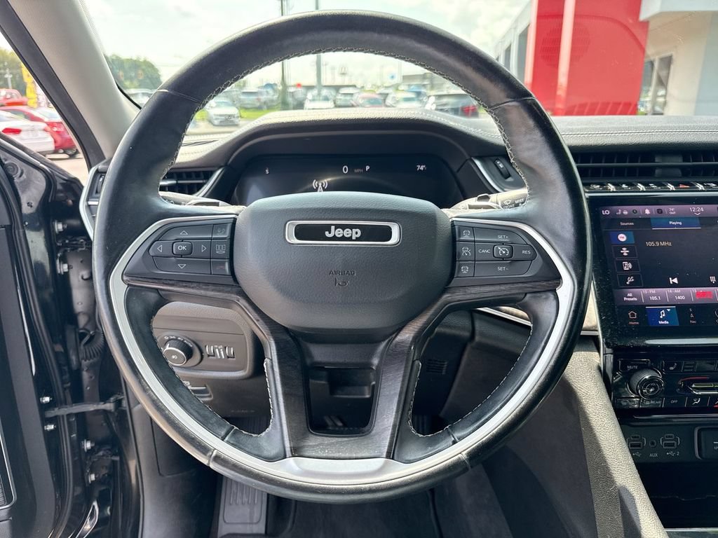 Used 2021 Jeep Grand Cherokee L Limited AWD/4WD image 25