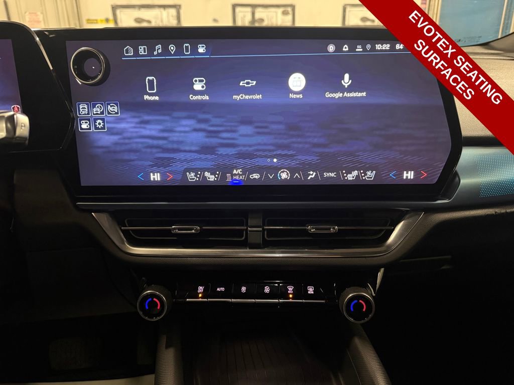 Used 2024 Chevrolet Equinox EV LT image 27