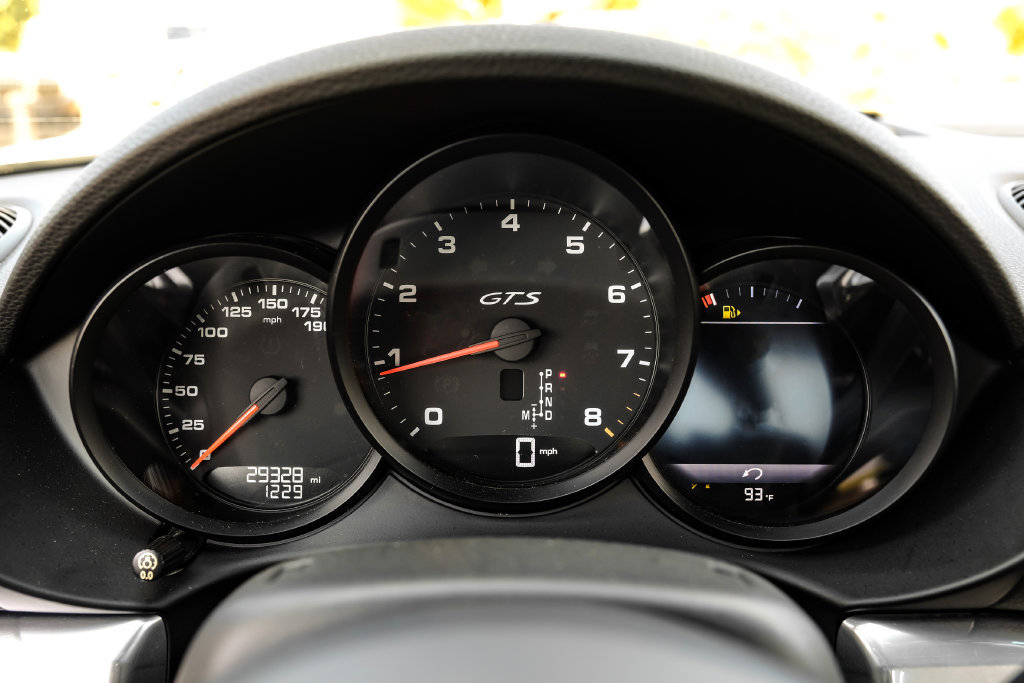 Used 2018 Porsche 718 Boxster GTS RWD image 17