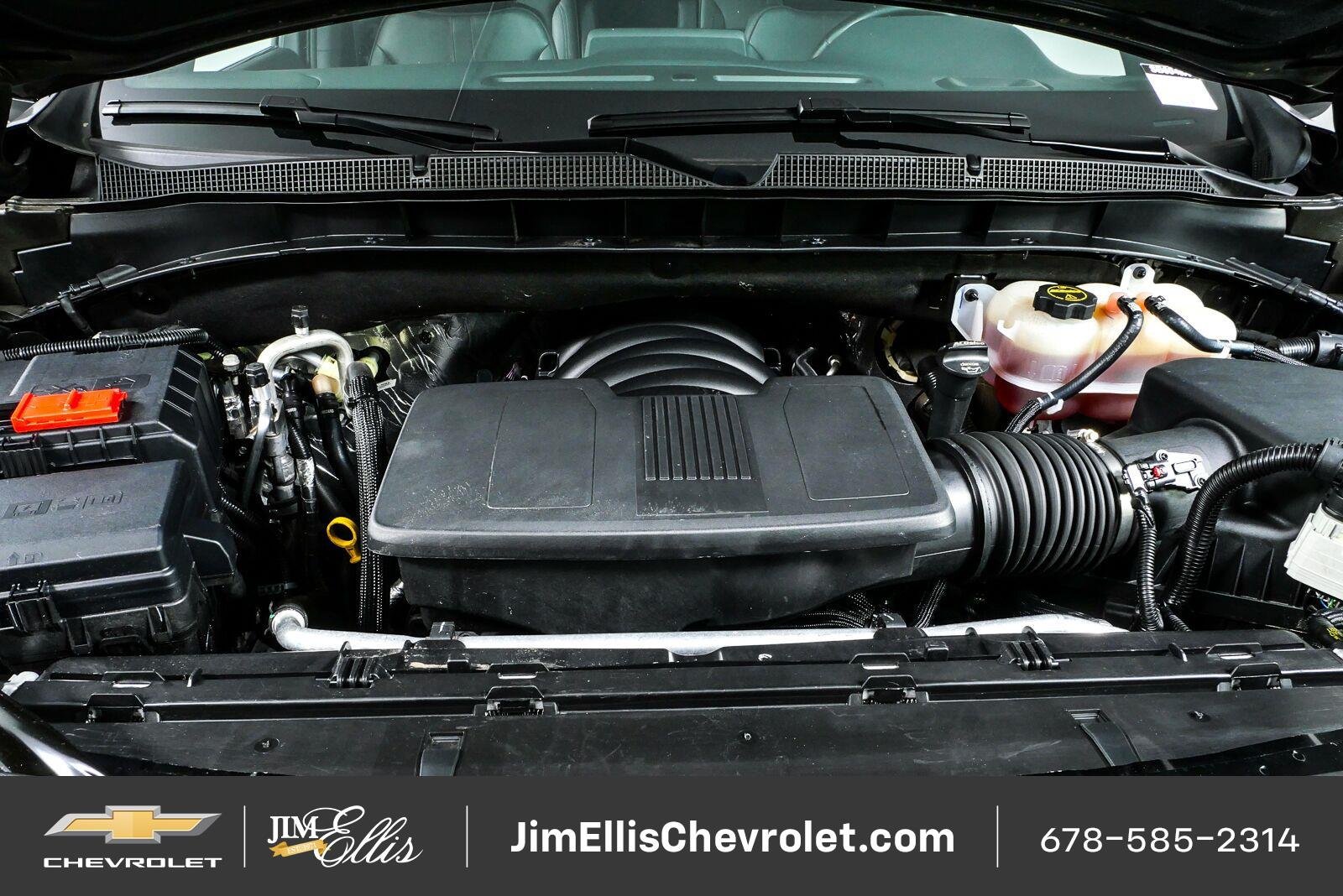 Certified 2024 Chevrolet Suburban RST w/ Luxury Package RWD image 38