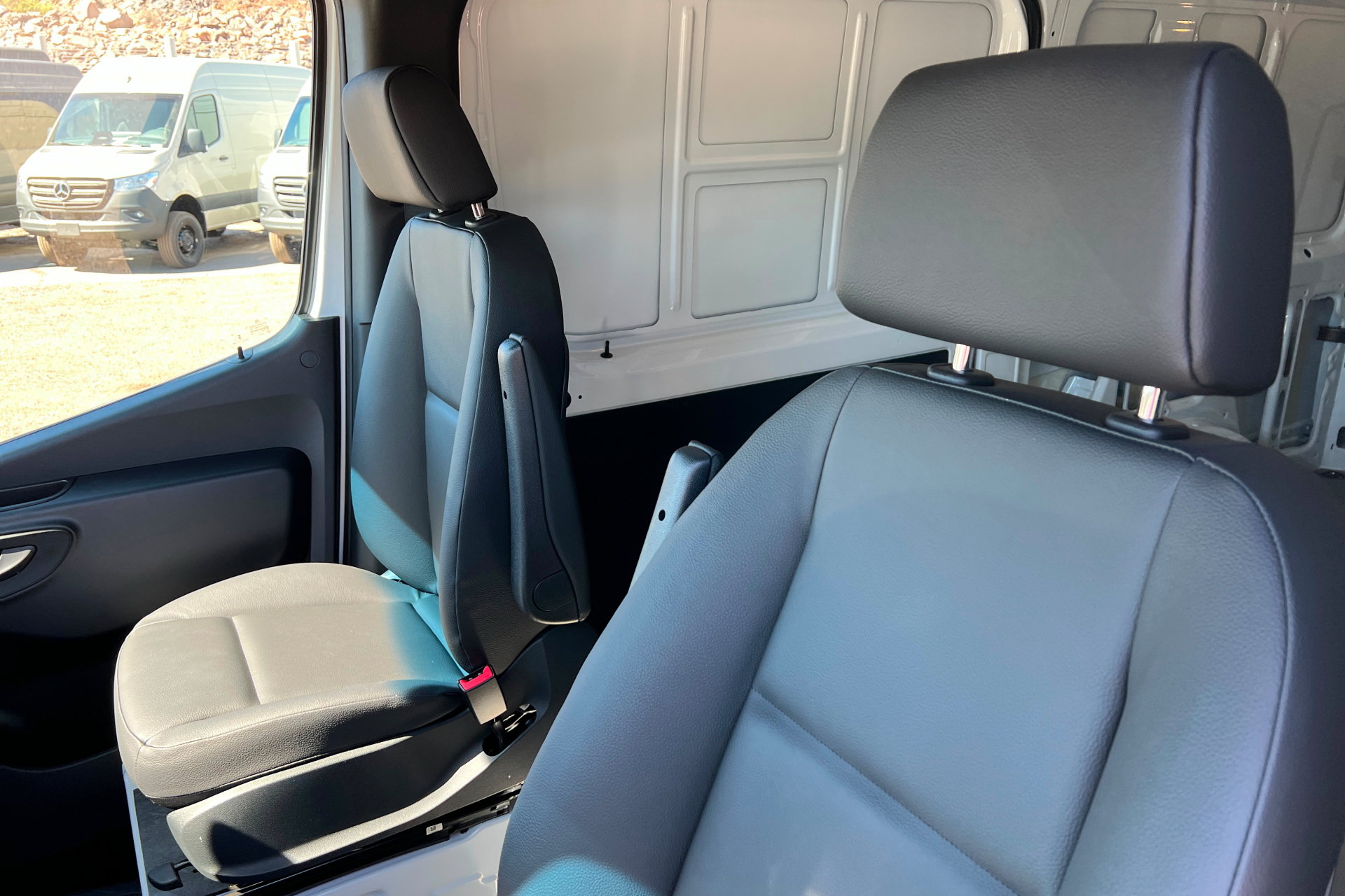 New 2025 Mercedes-Benz Sprinter 2500 image 16
