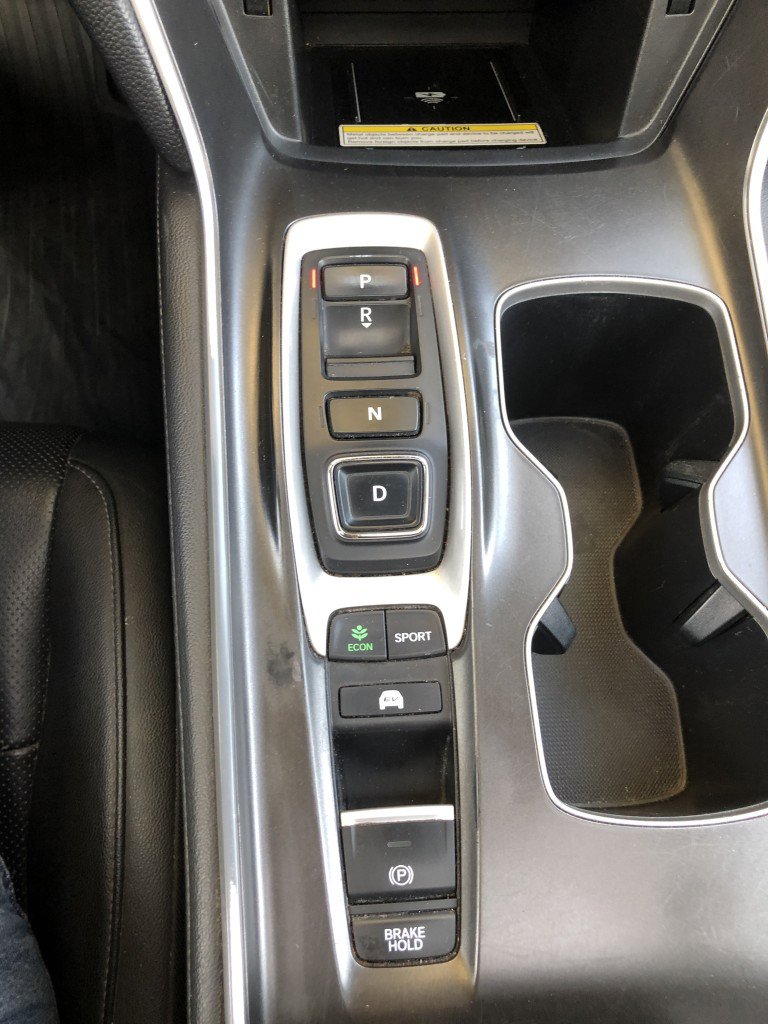Used 2020 Honda Accord Touring image 32