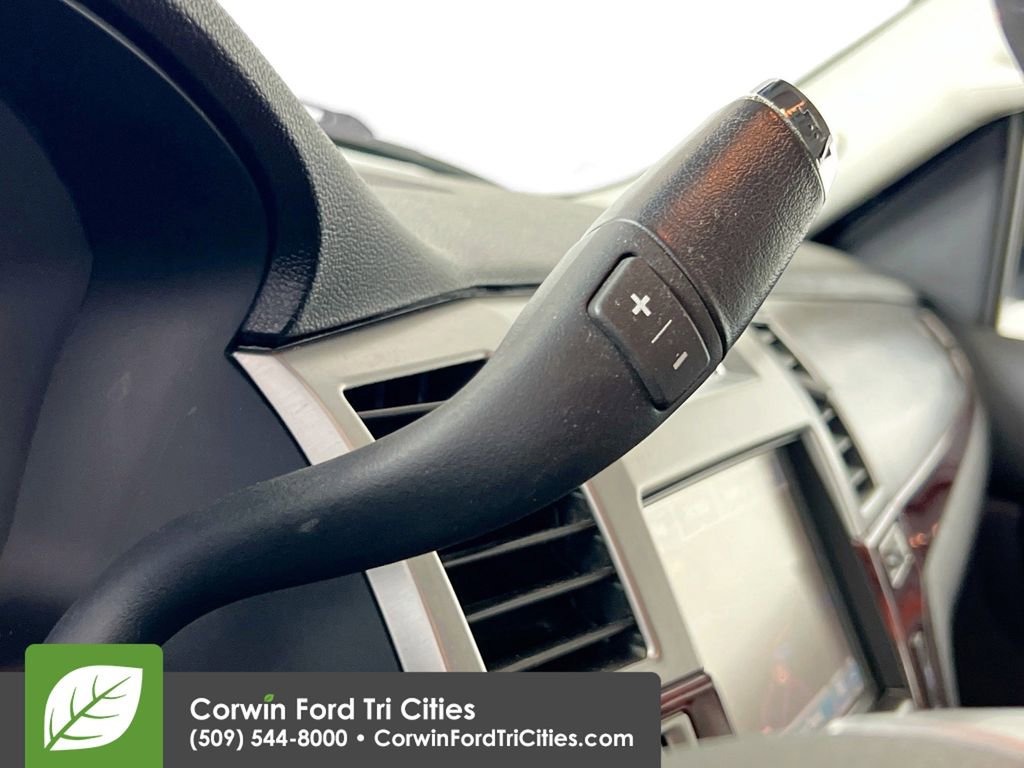 Used 2013 Cadillac Escalade Luxury image 9