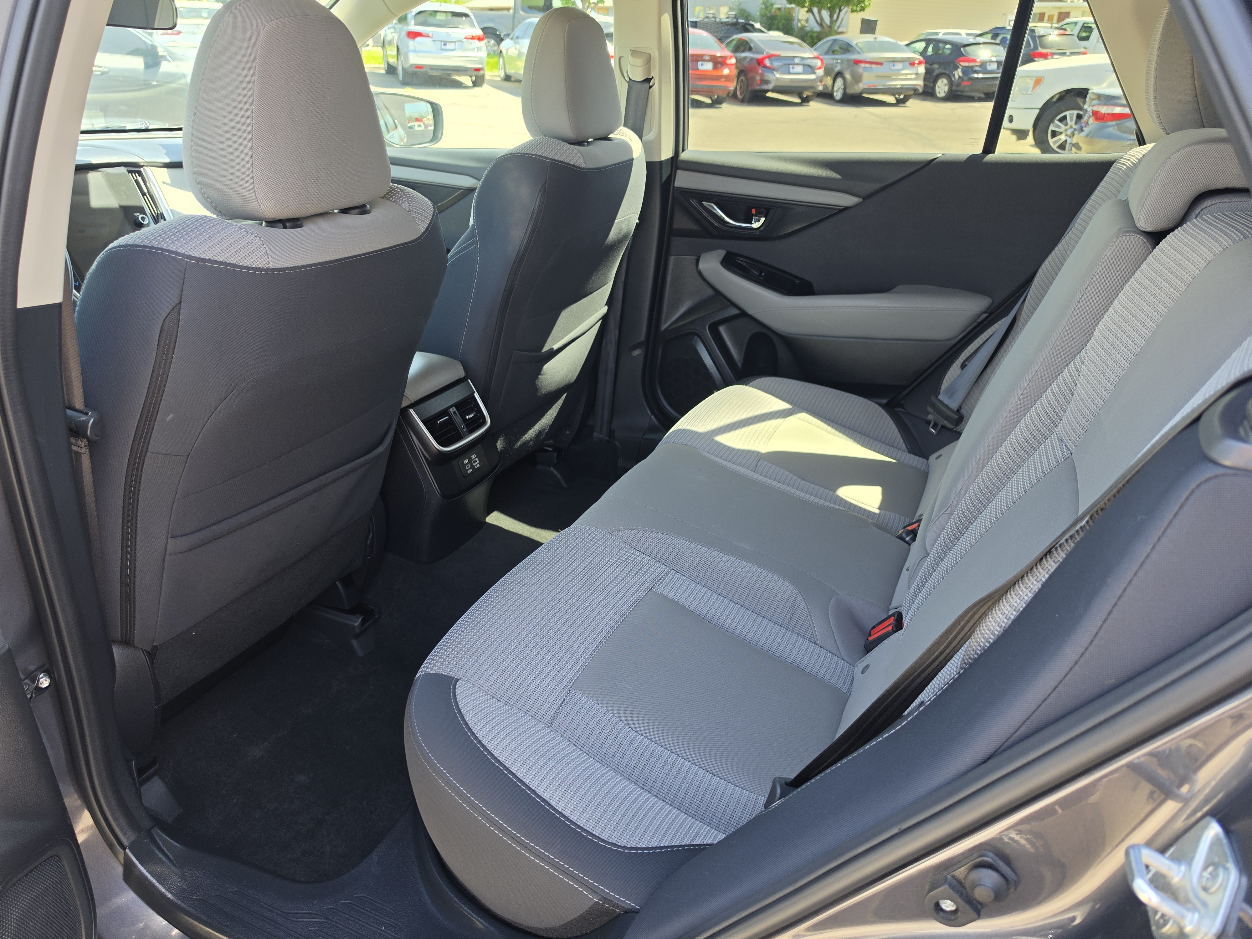 Used 2023 Subaru Outback Premium AWD/4WD image 17