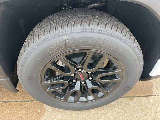 New 2026 GMC Sierra 1500 Elevation image 62