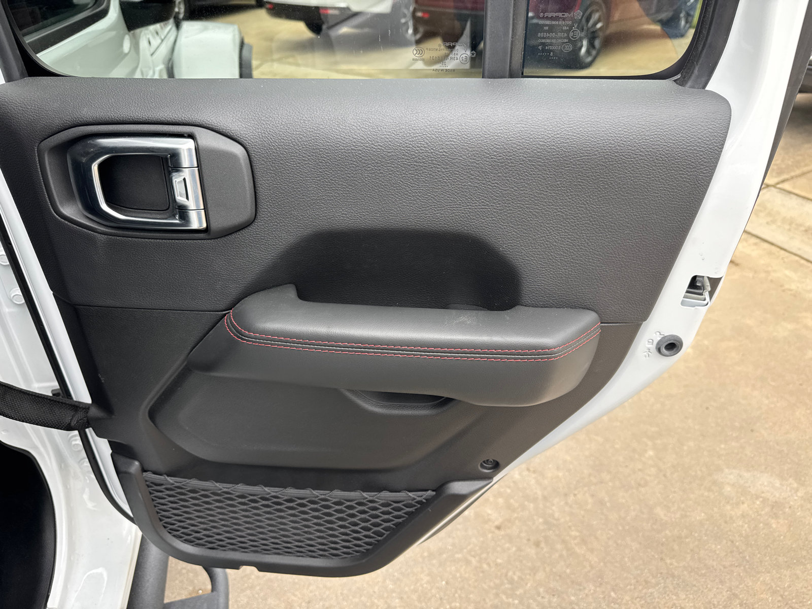 Used 2026 Jeep Wrangler Unlimited Rubicon AWD/4WD image 19