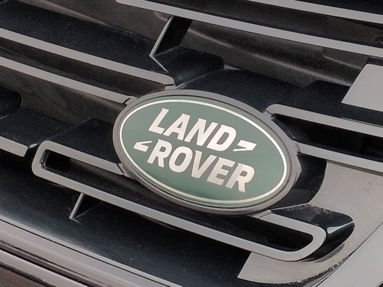Certified 2025 Land Rover Range Rover Evoque S image 11