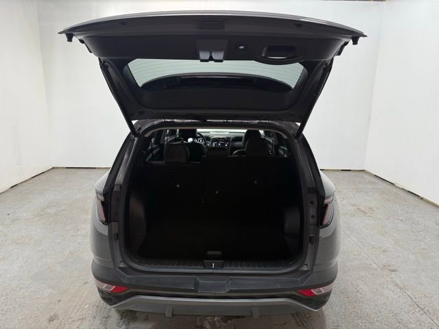 Used 2024 Hyundai Tucson Limited image 9