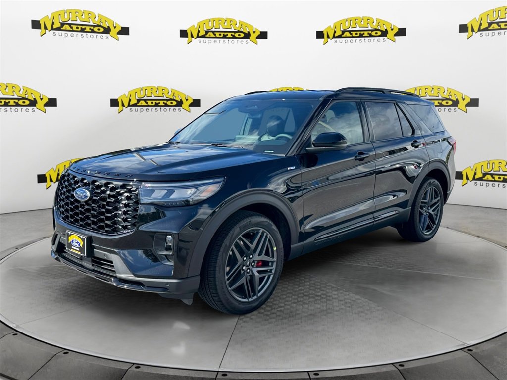 New 2025 Ford Explorer ST-Line w/ Premium Package
