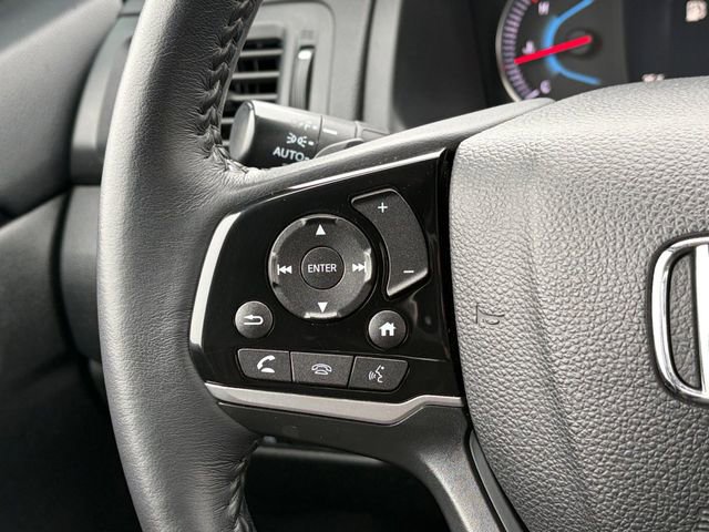 Used 2022 Honda Pilot Touring image 6