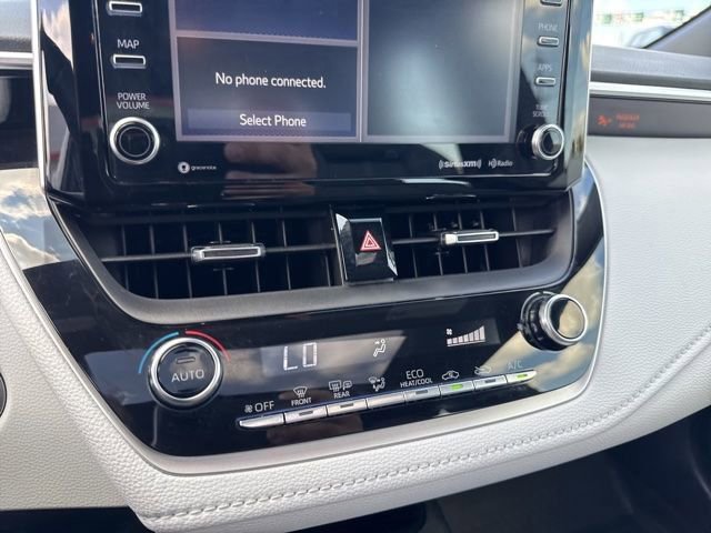 Used 2020 Toyota Corolla SE w/ SE Premium Package FWD image 9