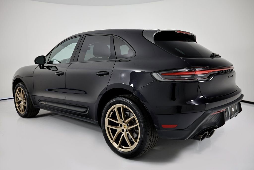 Used 2023 Porsche Macan Turbo image 3
