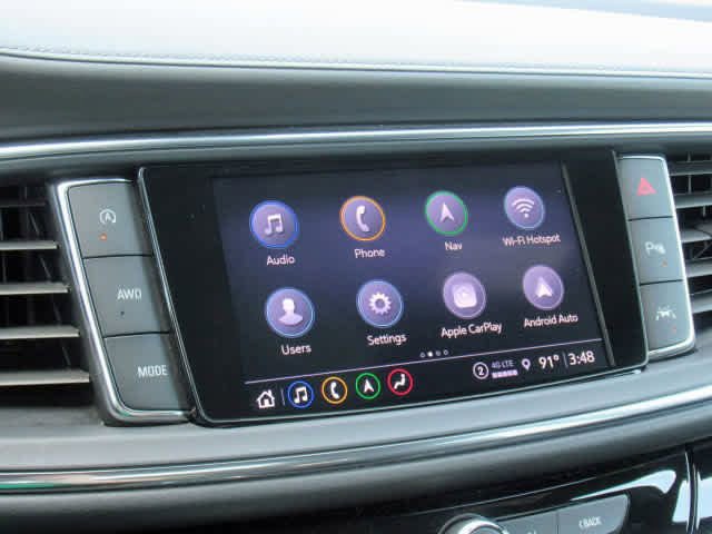 Used 2024 Buick Enclave Avenir w/ Avenir Technology Package image 20