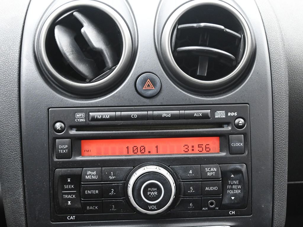 Used 2012 Nissan Rogue S image 11