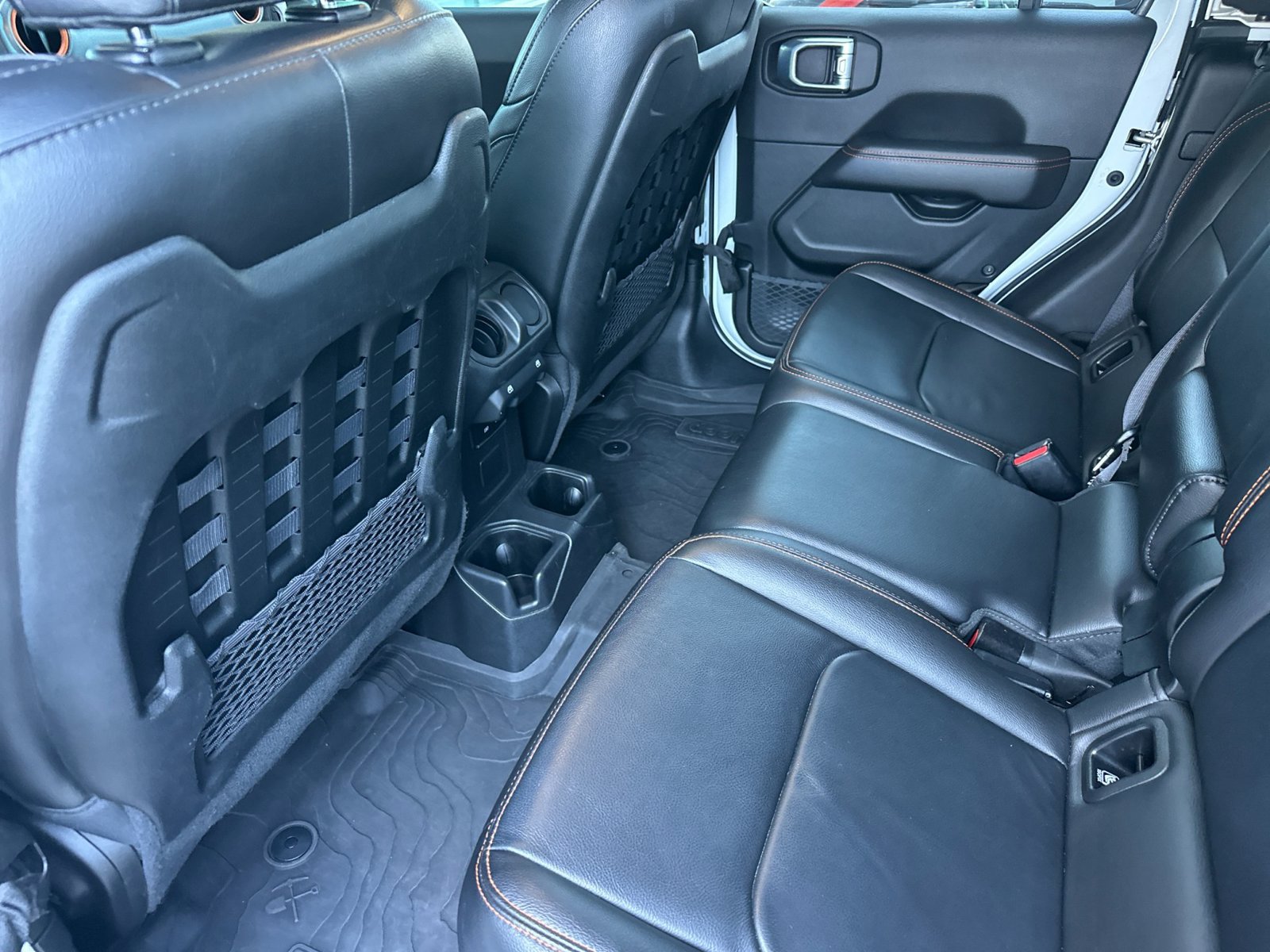 Used 2022 Jeep Gladiator Mojave AWD/4WD image 12
