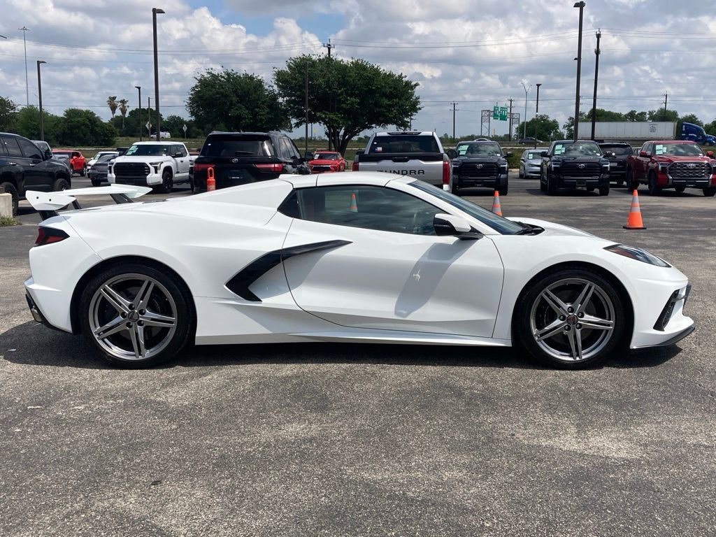 Used 2023 Chevrolet Corvette Stingray Preferred Conv w/ Z51 Performance Package RWD image 4